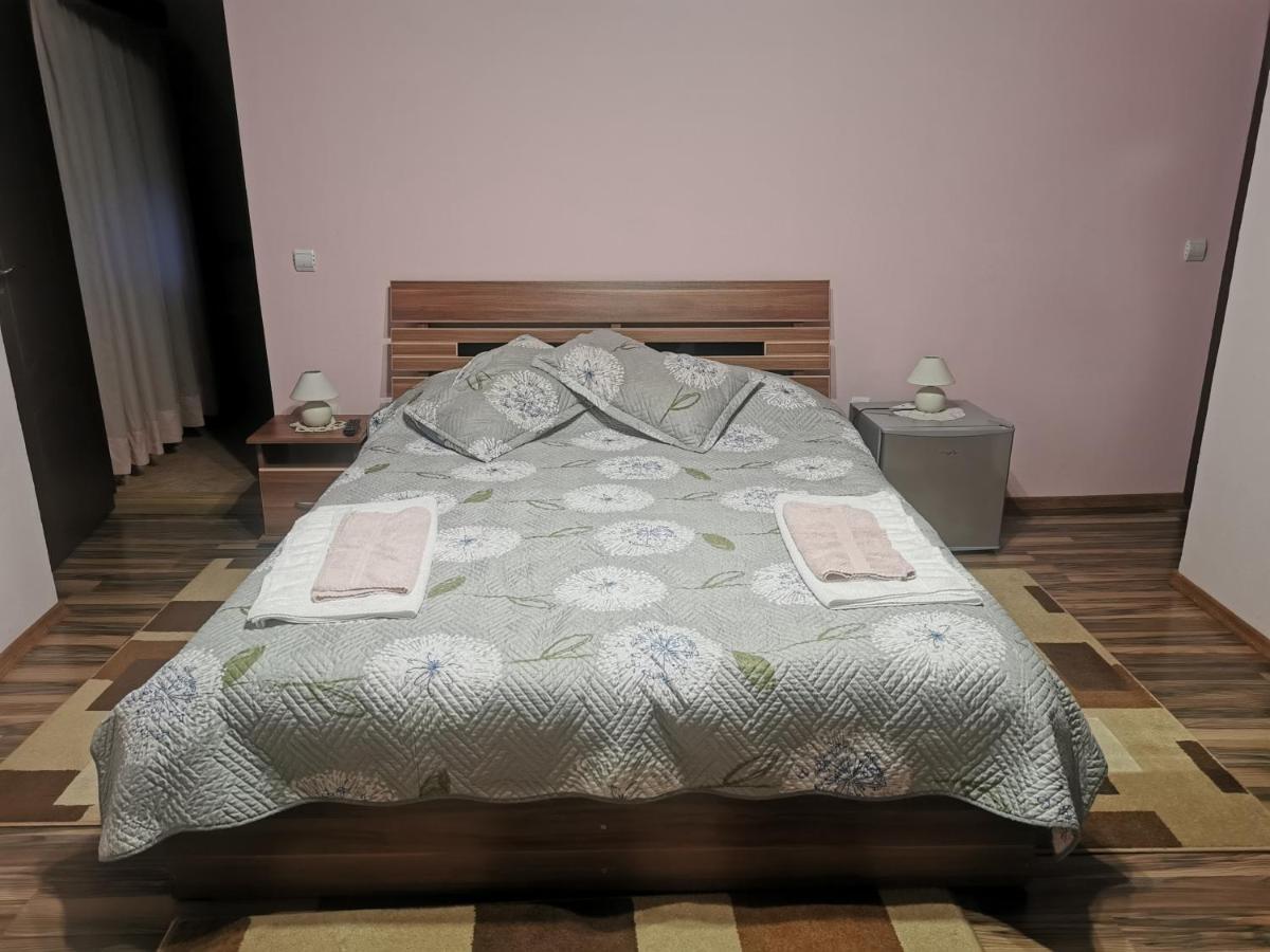 Casa Suzy & Roxy Gazde/Camere de închiriat